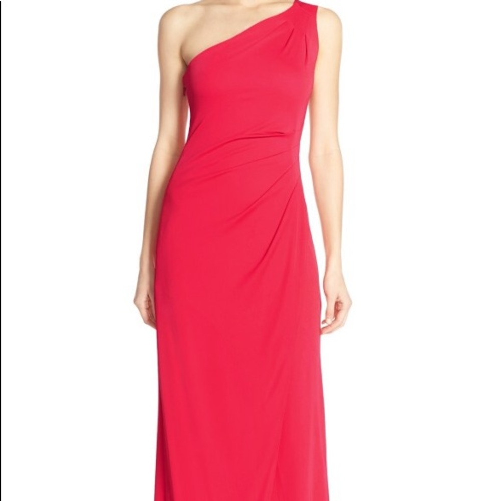 Maxi one shoulder gown BCBGMaxAzria
